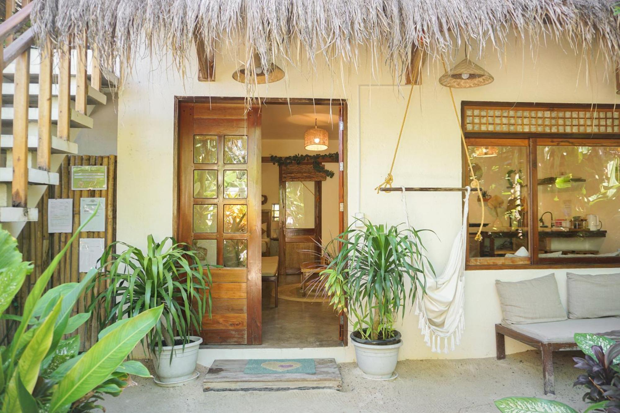 Greenhouse Siargao Roadside Boutique Apartments General Luna  Exterior foto